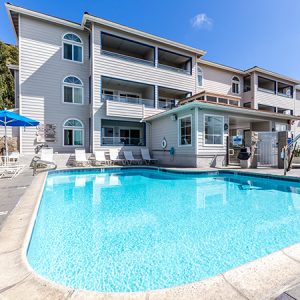 Capistrano Surfside Inn pool area