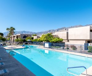 vista mirage resort pool