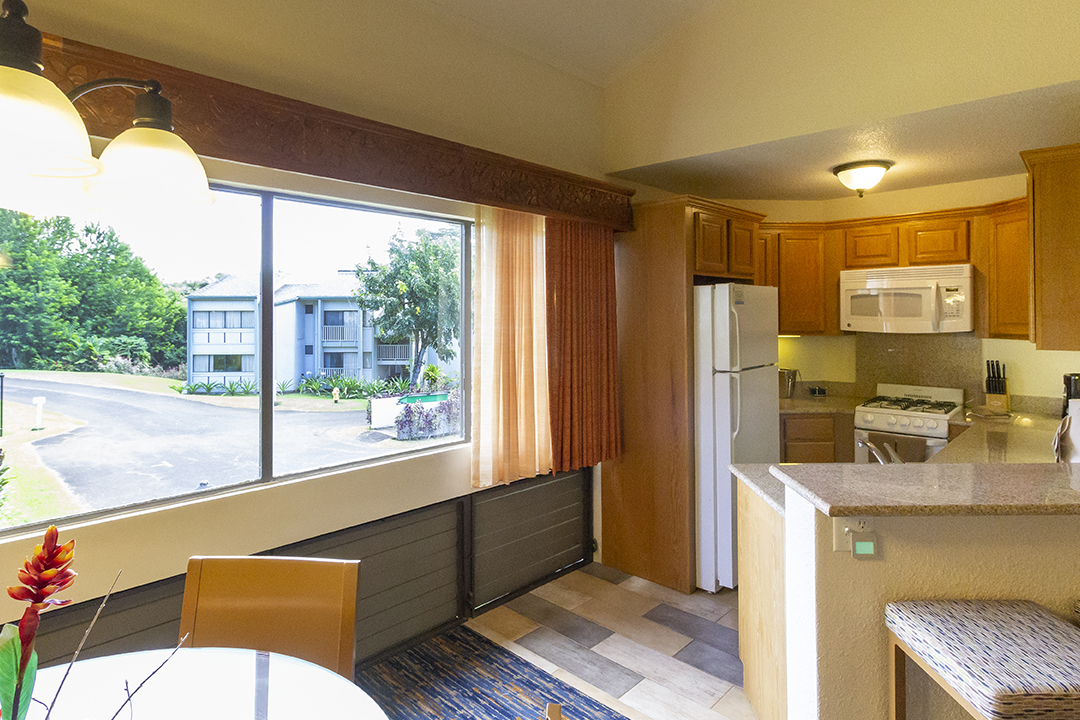 Makai Club Resort condo kitchen